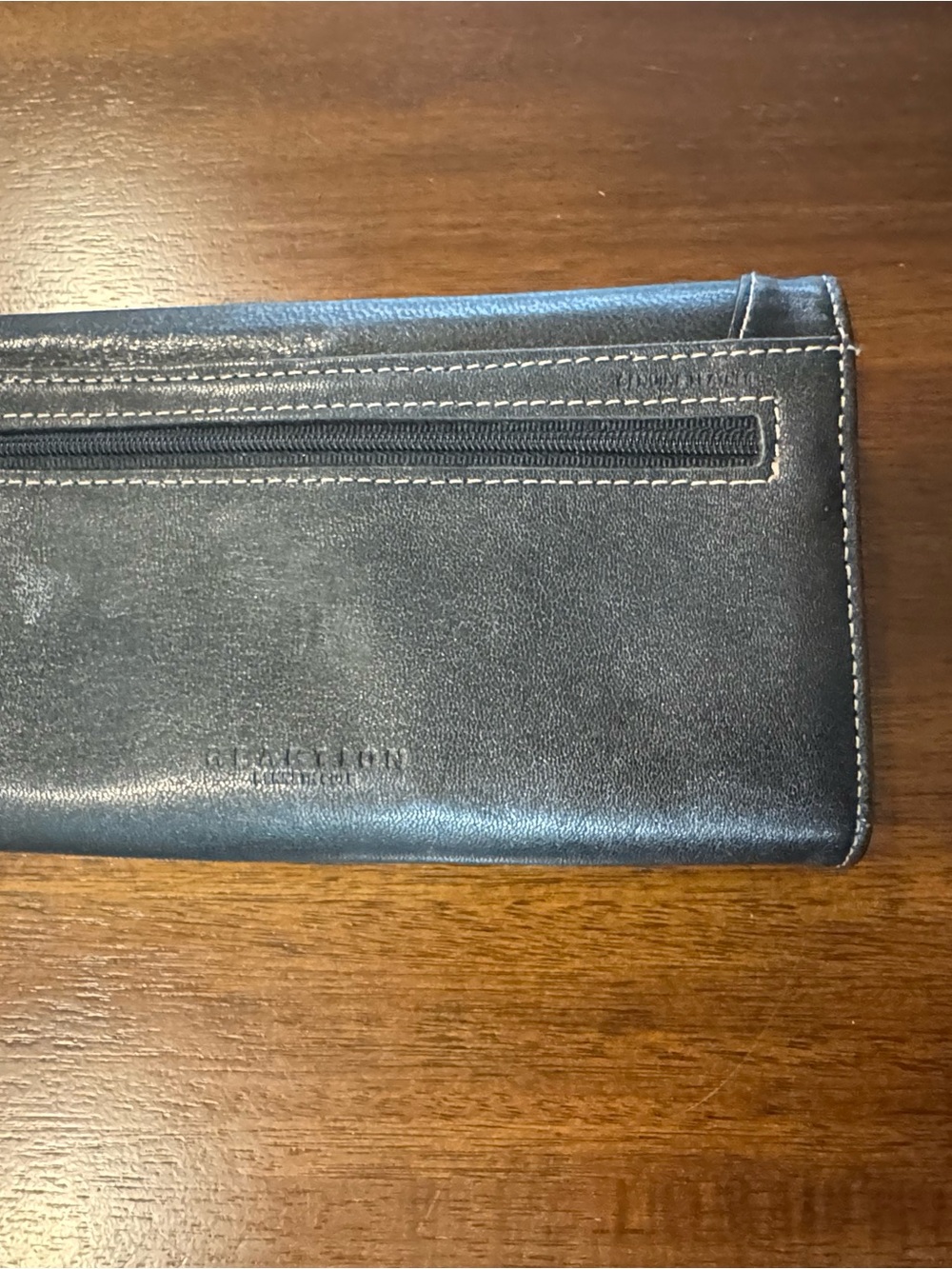 Kenneth Cole Reaction Black Leather Trifold Wallet with Contrast Stitching